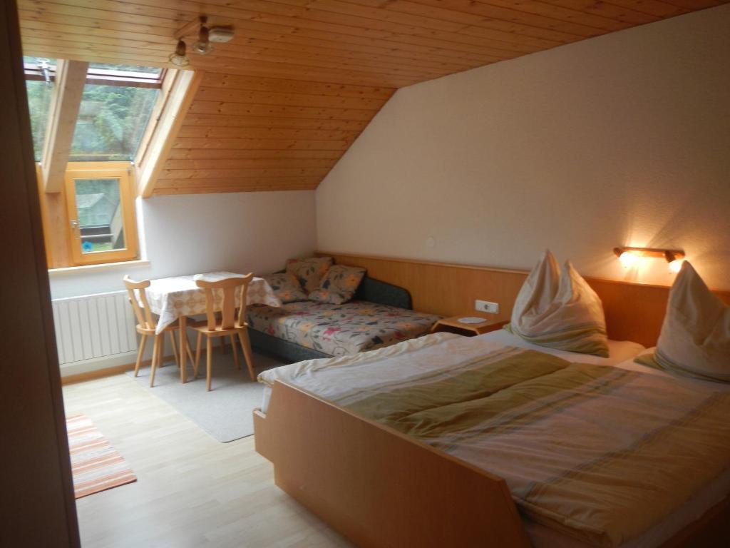 Ferienwohnungen Sutter Au (Vorarlberg) Habitación foto