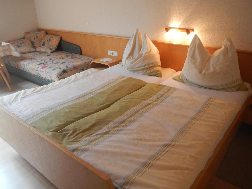 Ferienwohnungen Sutter Au (Vorarlberg) Habitación foto